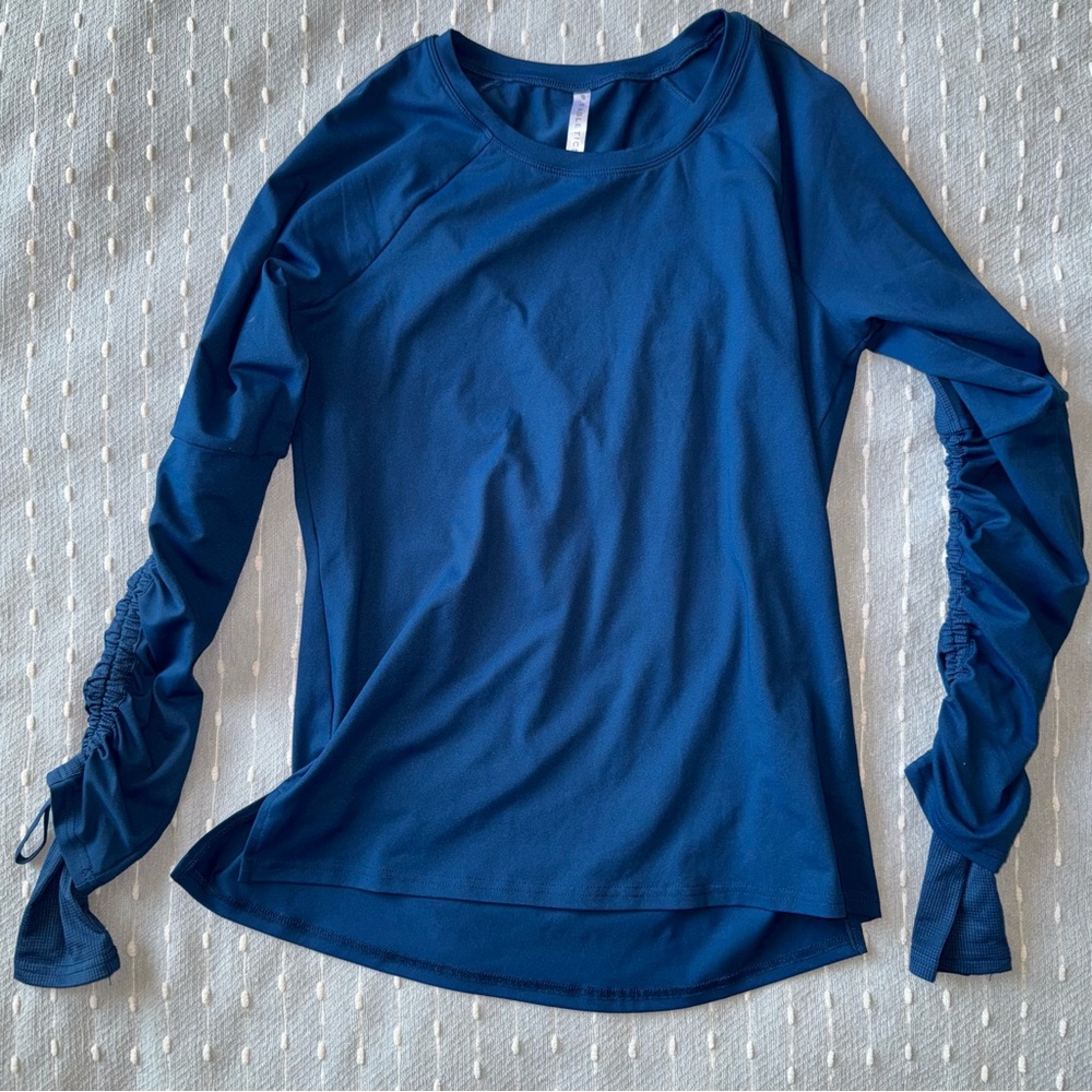 Women's Fabletics Blue Long Sleeve Top